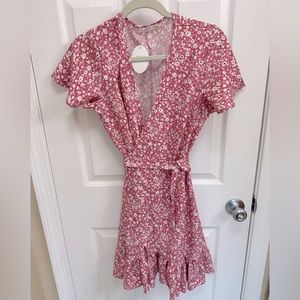 Woman’s summer wrap dress size M